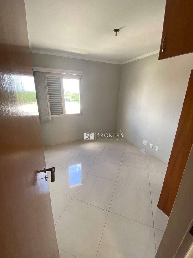 Apartamento à venda com 3 quartos, 97m² - Foto 7