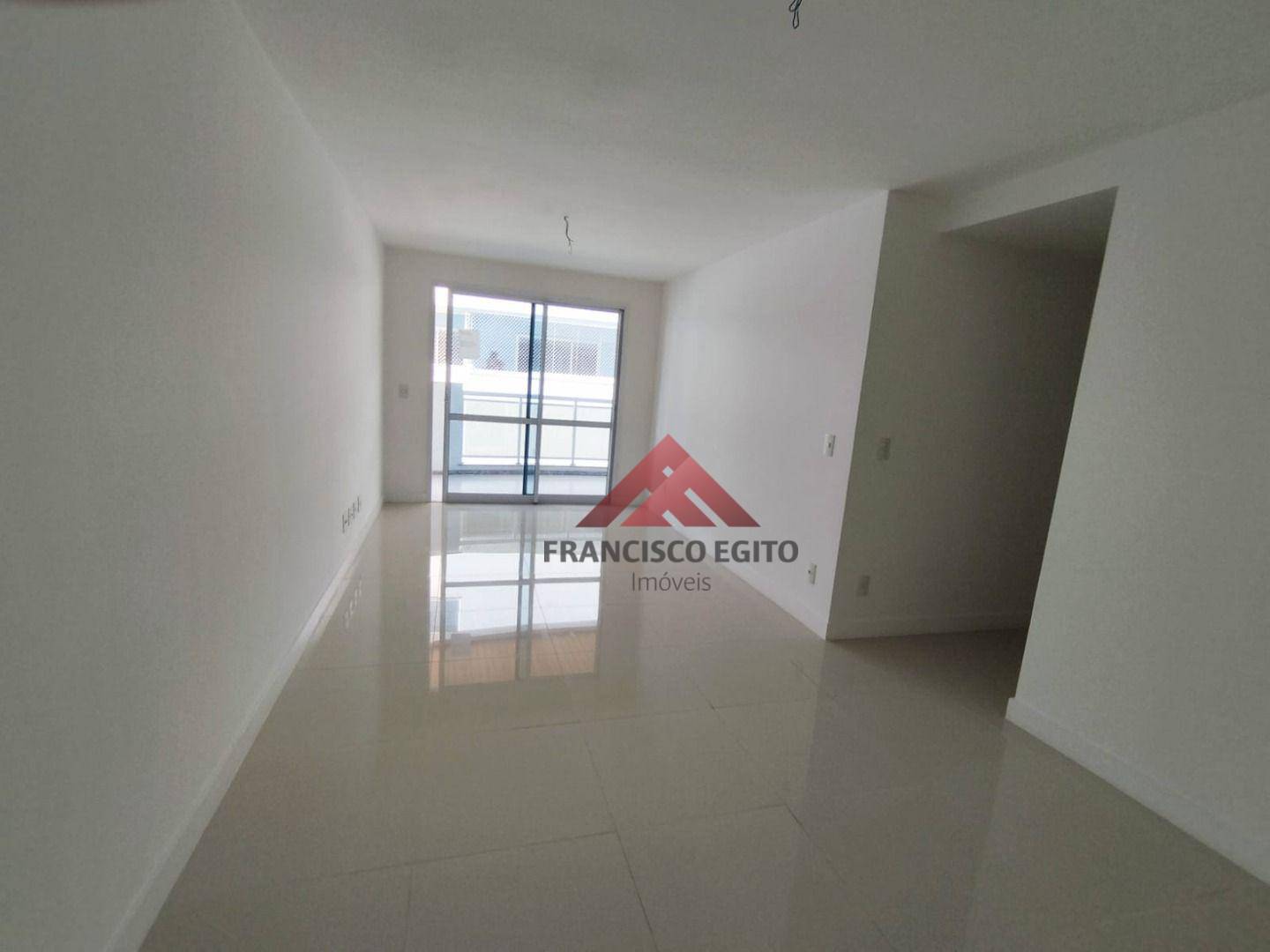 Apartamento à venda com 3 quartos, 103m² - Foto 3