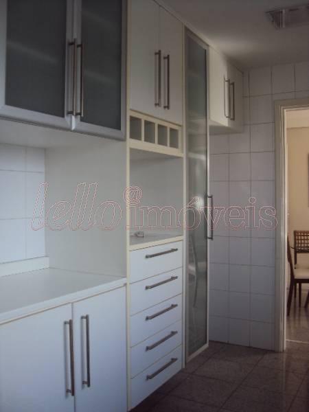 Apartamento à venda com 3 quartos, 204m² - Foto 12