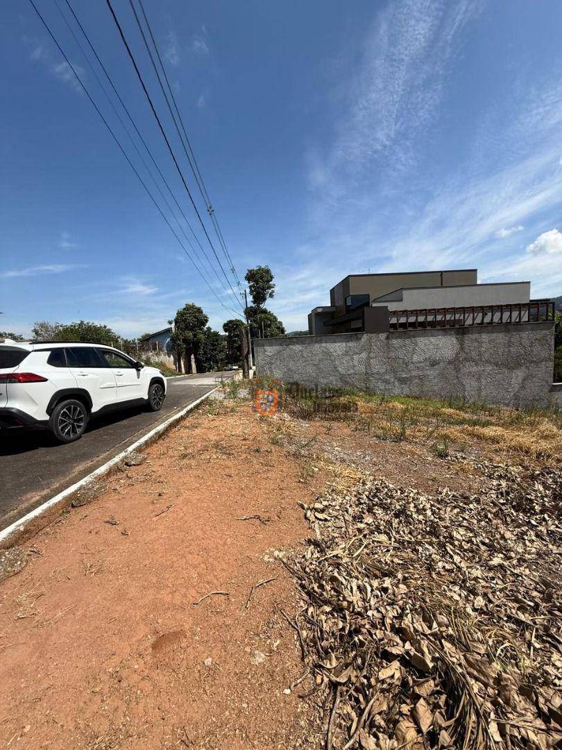 Loteamento e Condomínio, 1000 m² - Foto 1