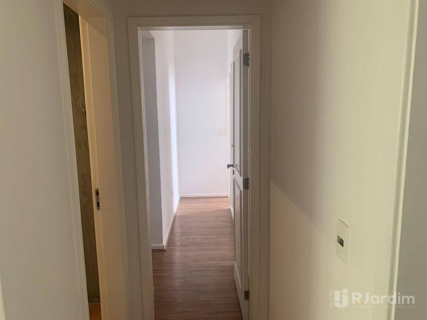 Apartamento à venda e aluguel com 4 quartos, 176m² - Foto 4