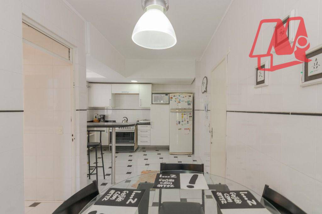 Apartamento à venda com 3 quartos, 167m² - Foto 15