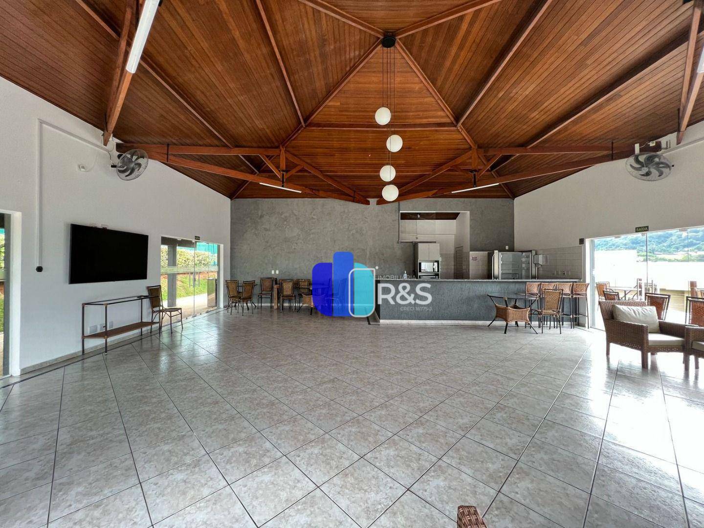 Casa à venda com 3 quartos, 250m² - Foto 33