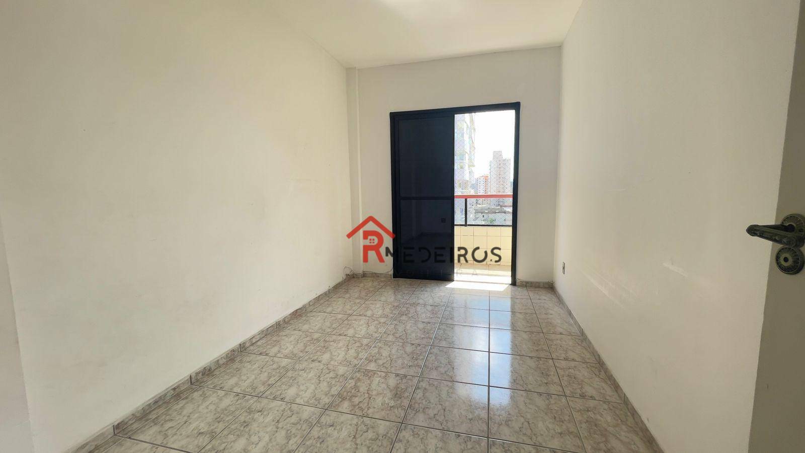 Apartamento à venda com 3 quartos, 105m² - Foto 13