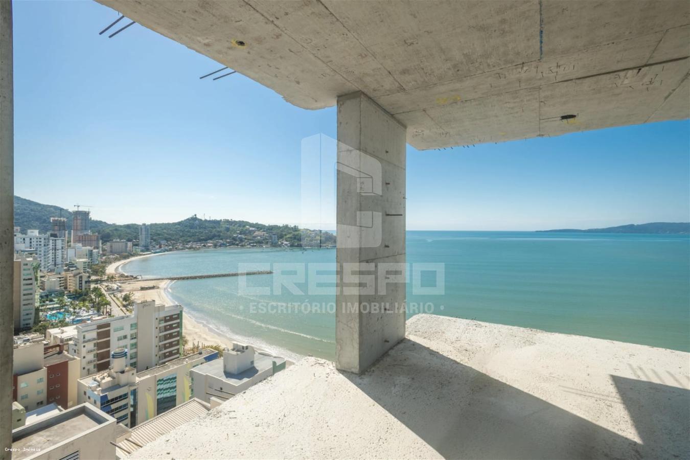 Apartamento à venda com 4 quartos, 150m² - Foto 1