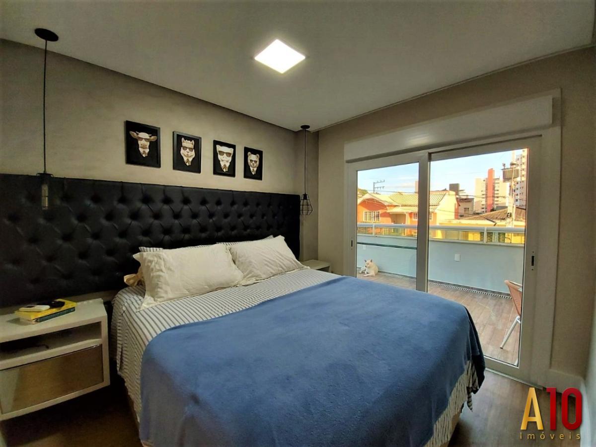 Apartamento à venda com 3 quartos, 209m² - Foto 13