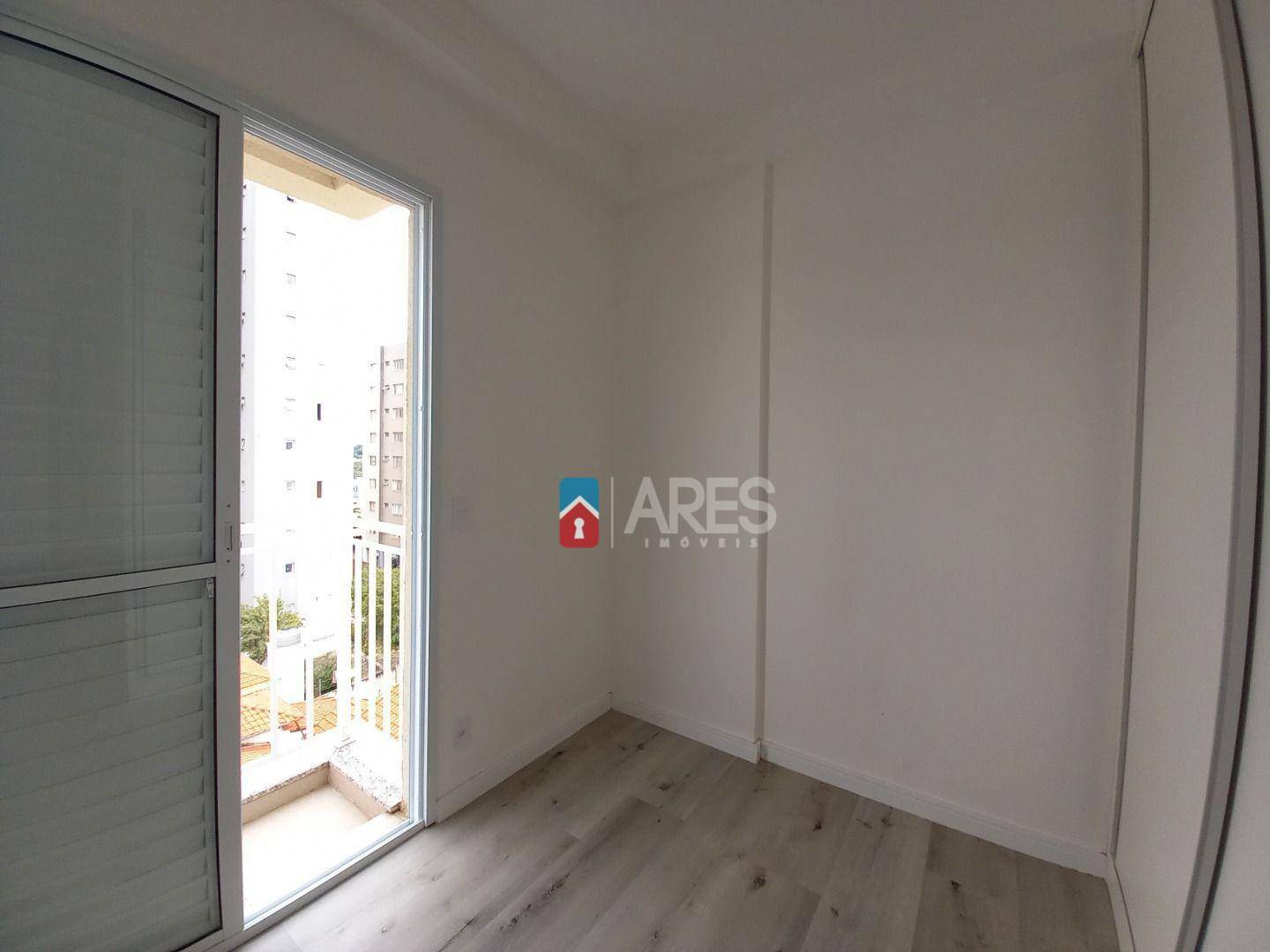 Apartamento à venda com 2 quartos, 55m² - Foto 10