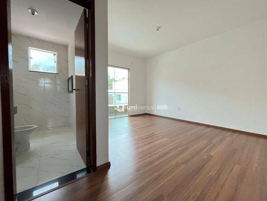 Casa à venda com 2 quartos, 150m² - Foto 4