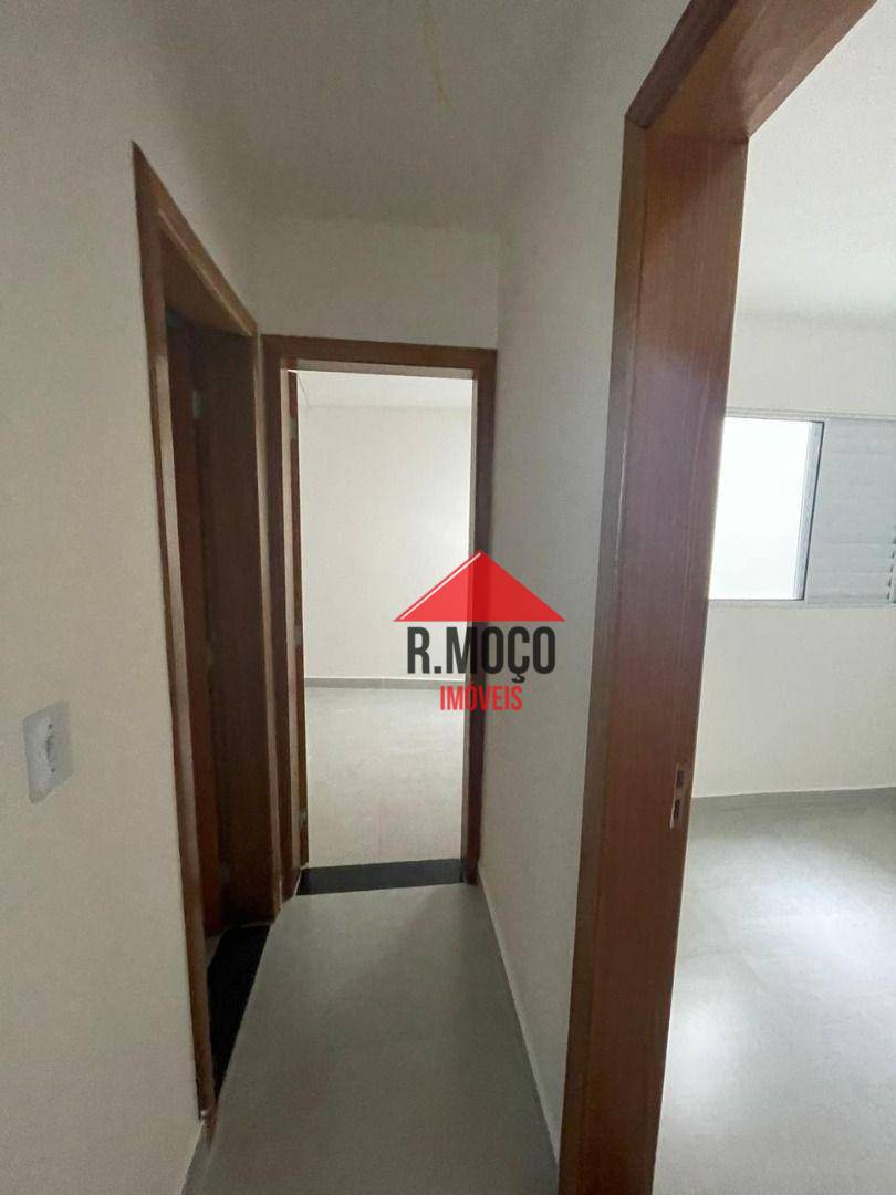 Apartamento à venda com 2 quartos, 37m² - Foto 21