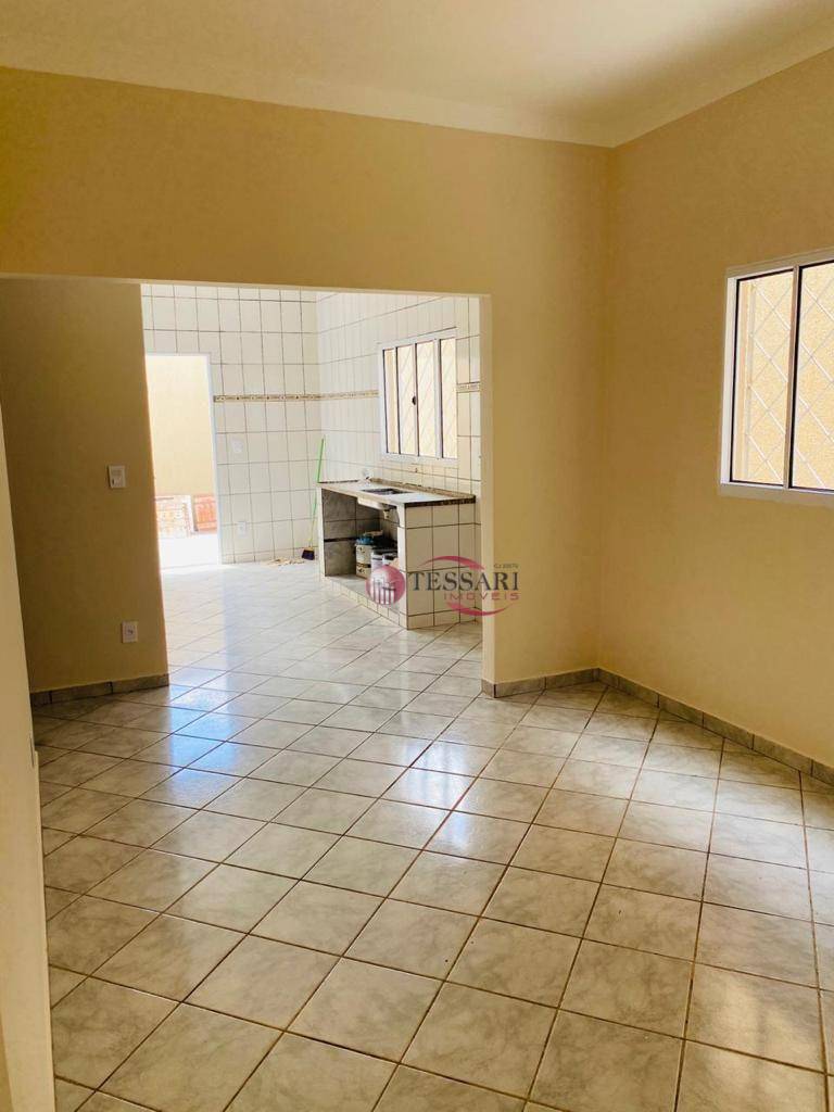 Casa à venda com 3 quartos, 110m² - Foto 5