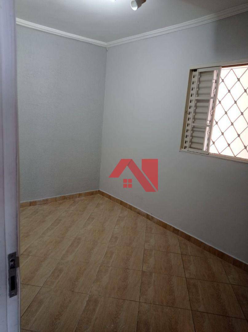 Casa à venda com 2 quartos, 140m² - Foto 5