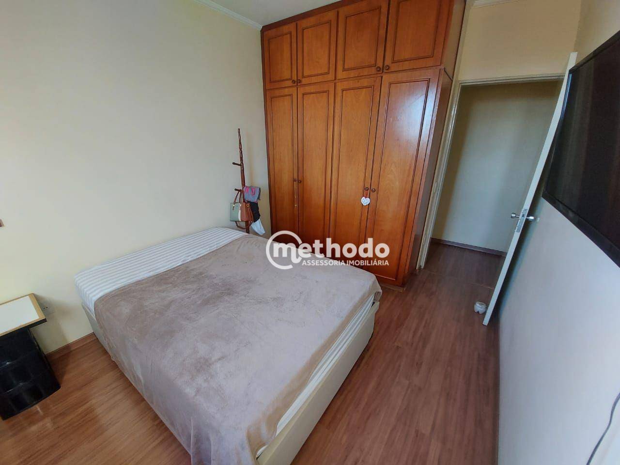 Apartamento à venda com 2 quartos, 70m² - Foto 11