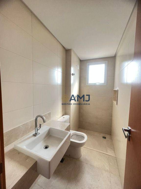 Apartamento à venda com 4 quartos, 178m² - Foto 15