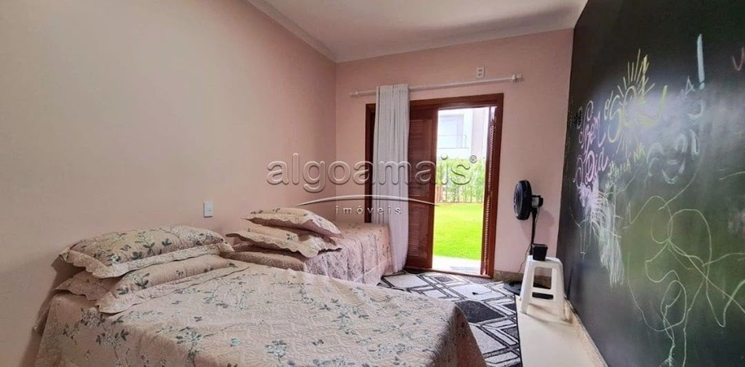 Casa de Condomínio à venda com 4 quartos, 230m² - Foto 13