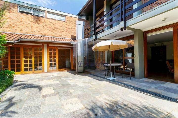 Casa à venda com 4 quartos, 345m² - Foto 3