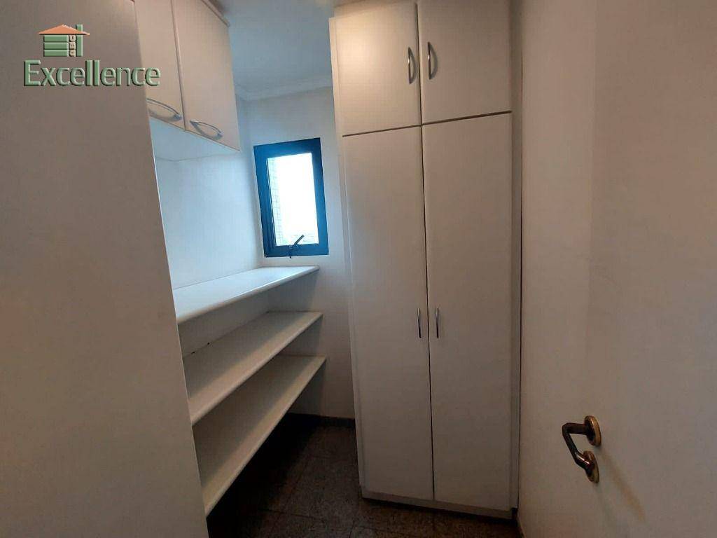 Apartamento à venda com 3 quartos, 165m² - Foto 9