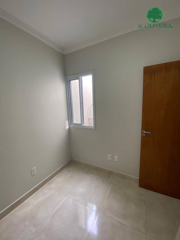 Casa à venda com 2 quartos, 60m² - Foto 7