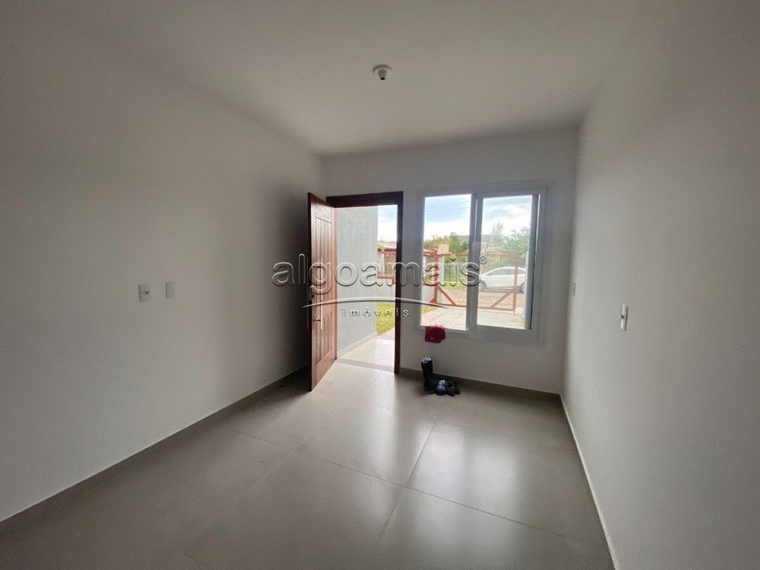 Casa à venda com 2 quartos, 55m² - Foto 5