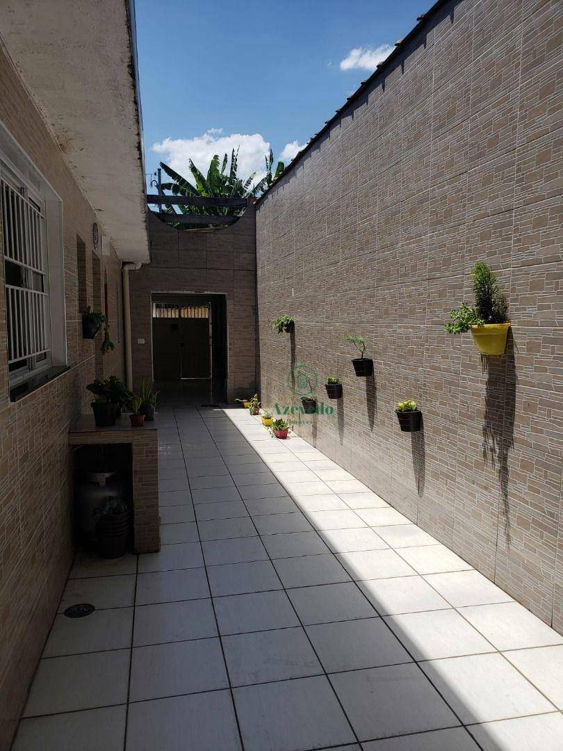 Casa à venda com 3 quartos, 182m² - Foto 12