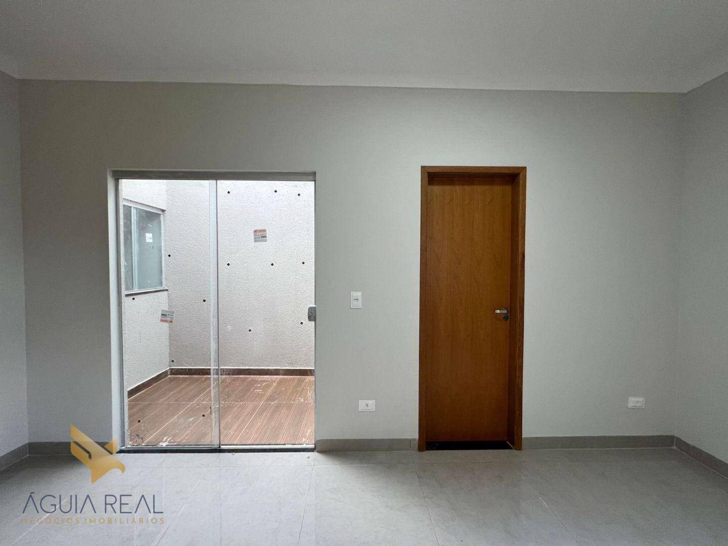 Casa à venda com 3 quartos, 91m² - Foto 9