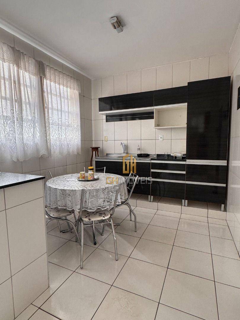 Apartamento à venda com 3 quartos, 124m² - Foto 8