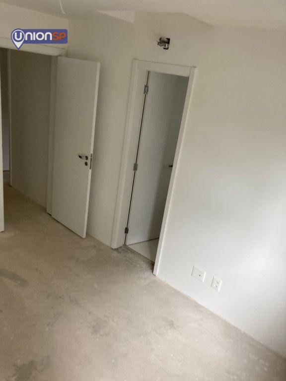 Apartamento à venda com 3 quartos, 195m² - Foto 18