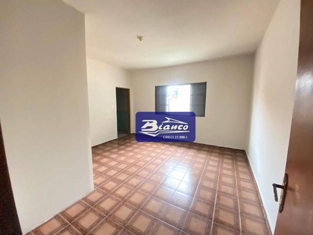 Sobrado à venda e aluguel com 4 quartos, 250m² - Foto 21