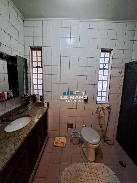 Chácara à venda e aluguel com 8 quartos, 500m² - Foto 35