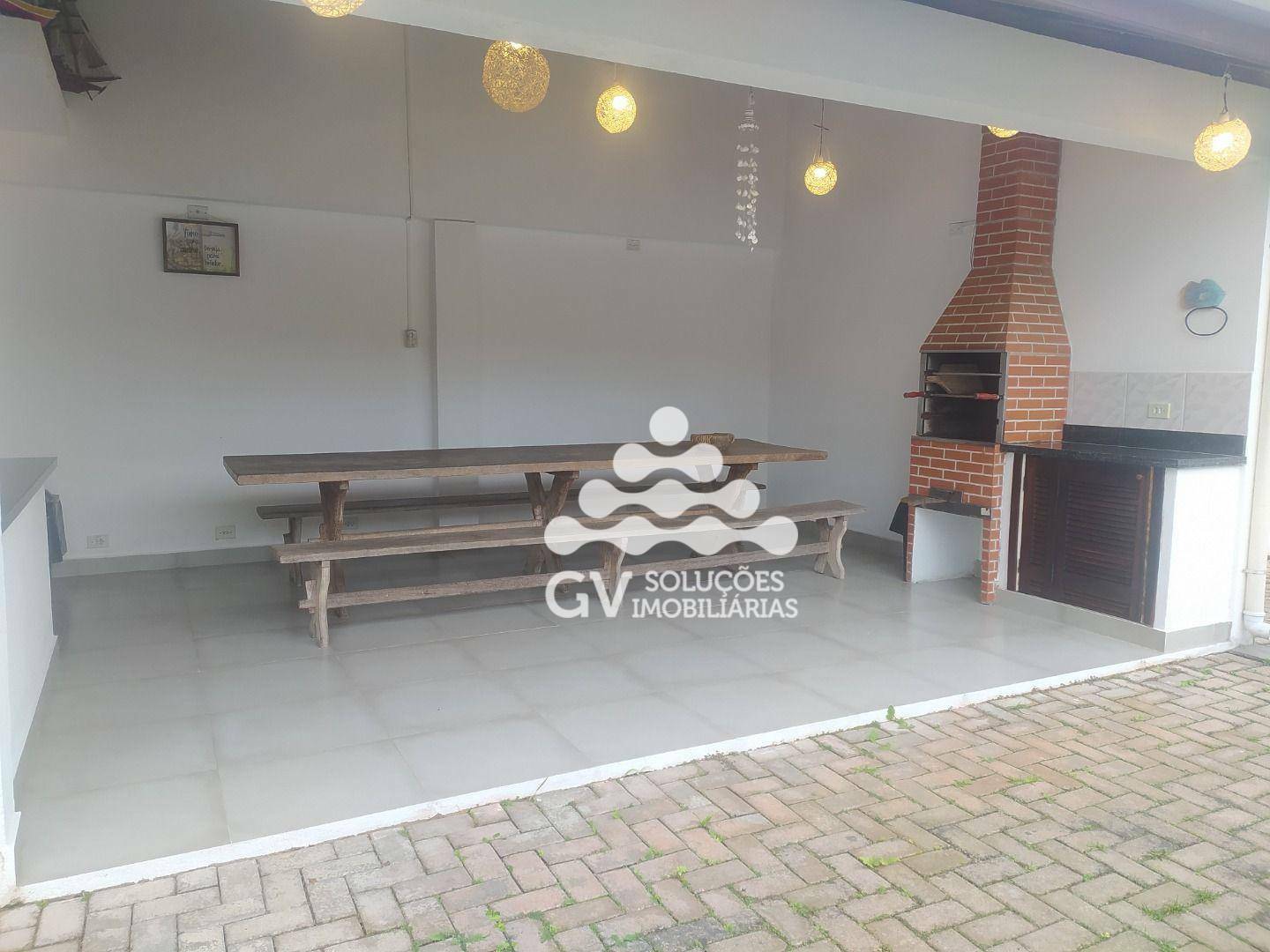 Casa à venda com 6 quartos, 132m² - Foto 10