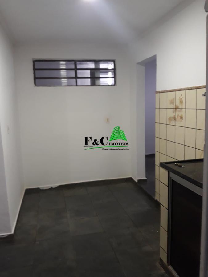 Casa à venda com 3 quartos, 128m² - Foto 10