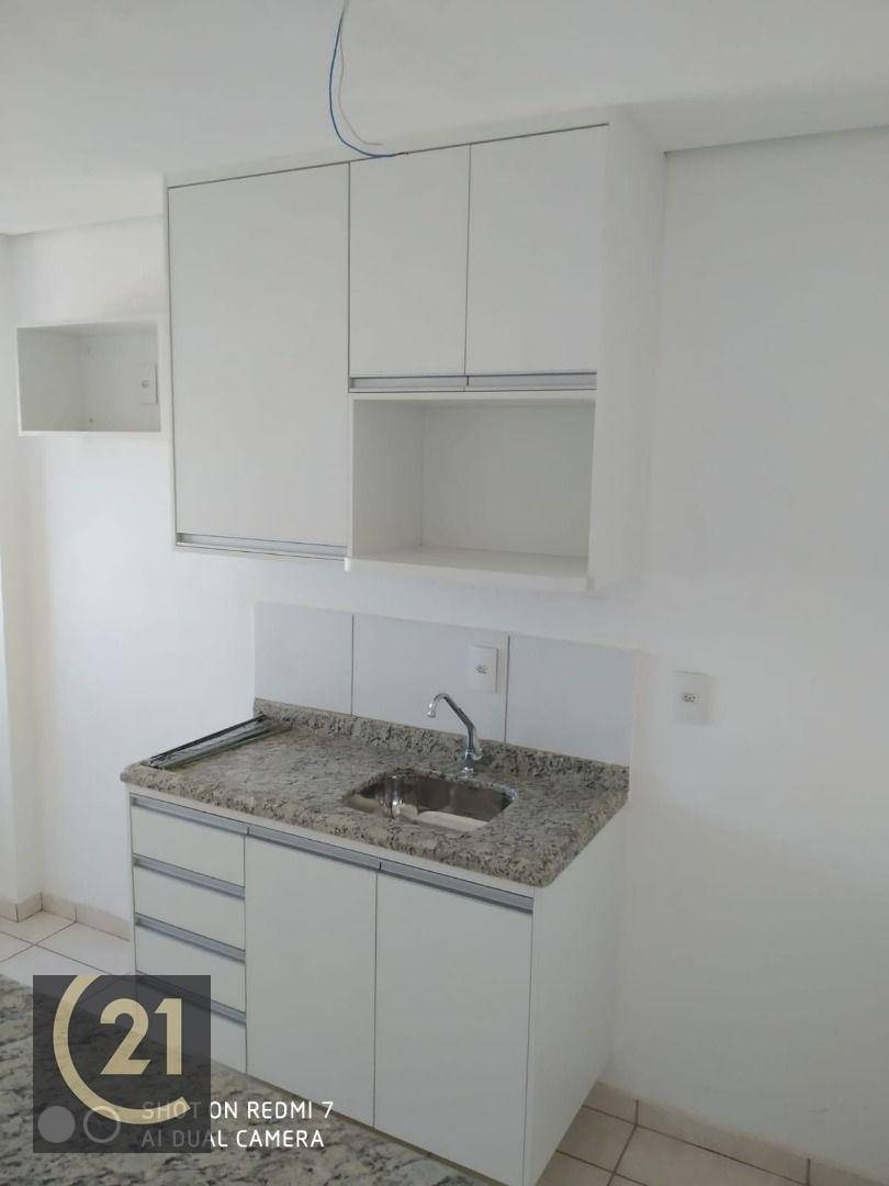 Apartamento à venda com 2 quartos, 63m² - Foto 4