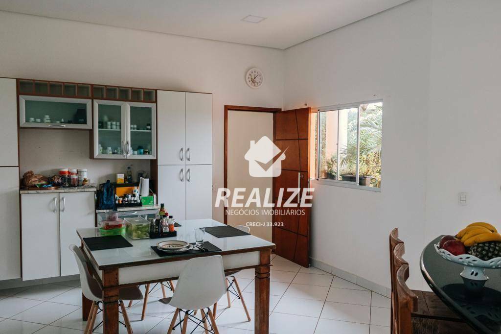 Casa à venda com 4 quartos, 550m² - Foto 11