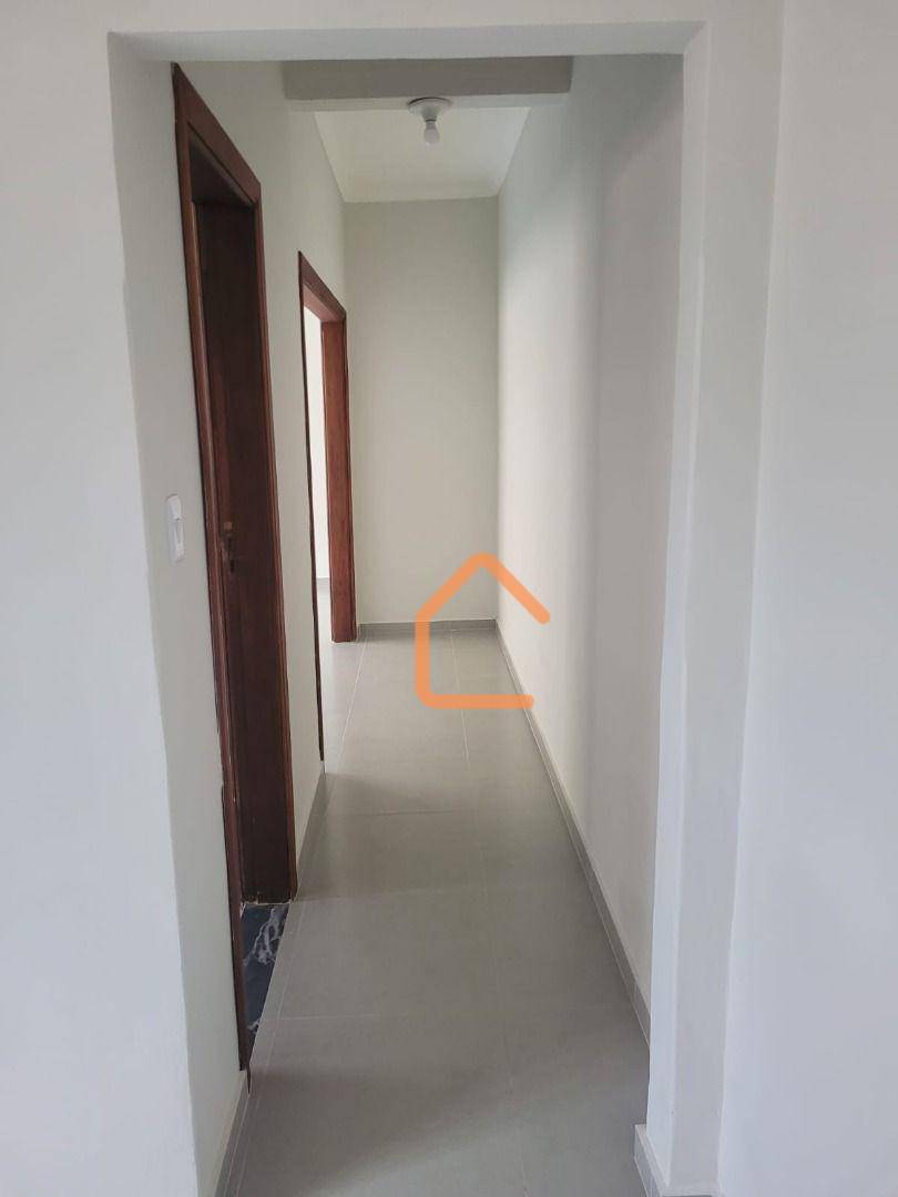 Casa à venda com 4 quartos, 192m² - Foto 17