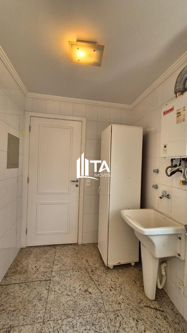 Apartamento à venda com 3 quartos, 136m² - Foto 17