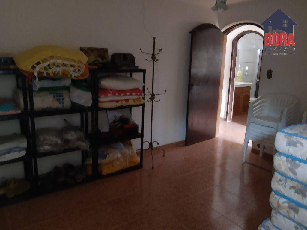 Chácara à venda com 2 quartos, 200m² - Foto 27