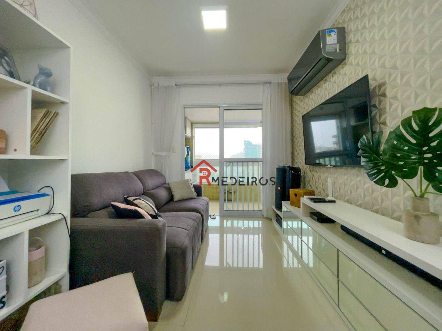 Apartamento à venda com 2 quartos, 75m² - Foto 3