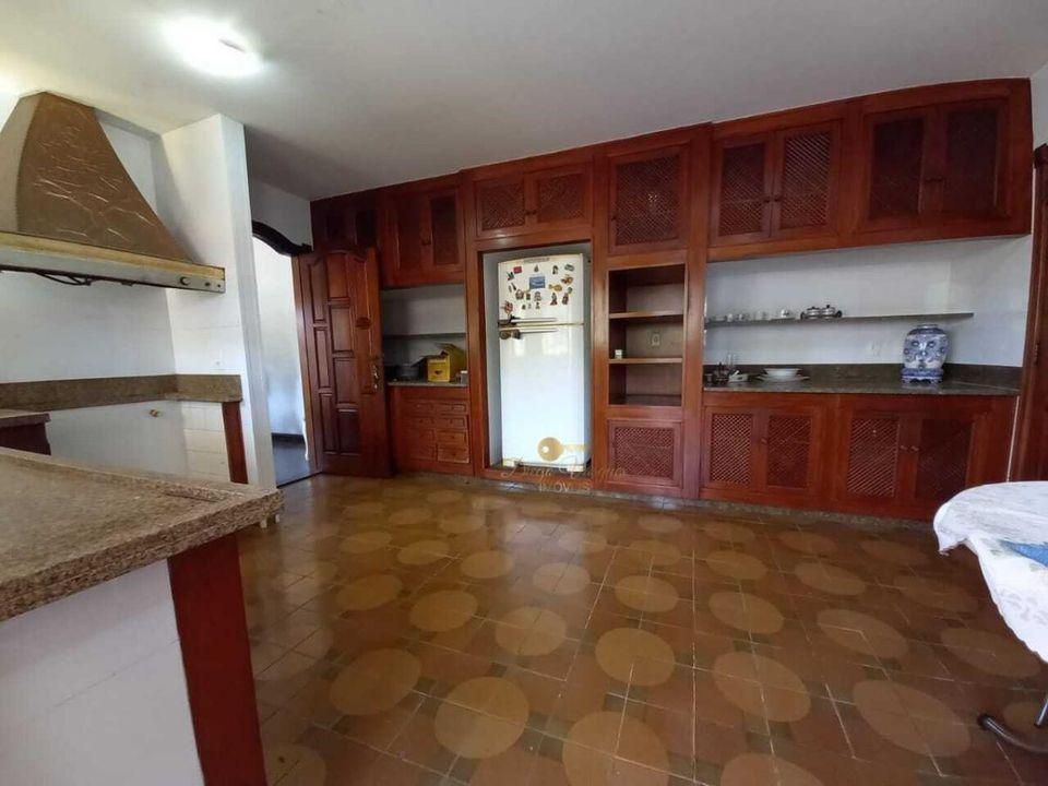 Casa à venda com 4 quartos, 3600m² - Foto 27