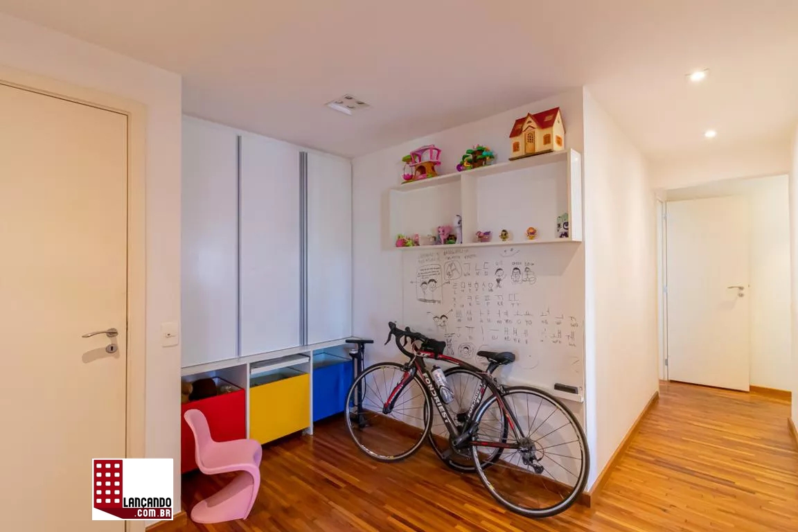 Apartamento à venda com 4 quartos, 213m² - Foto 14