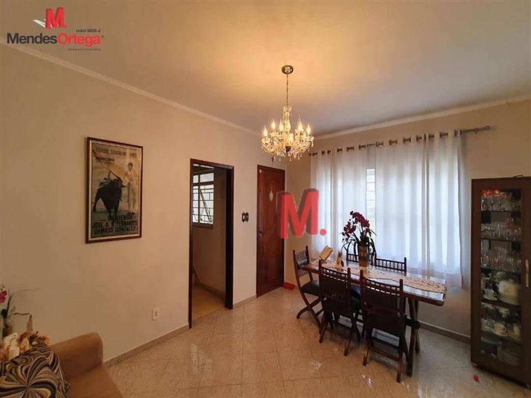 Casa à venda com 3 quartos, 197m² - Foto 5