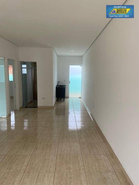 Casa para alugar com 2 quartos, 60m² - Foto 2