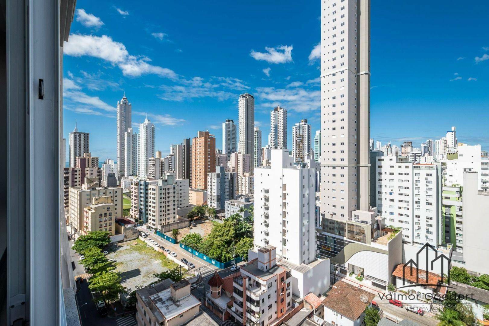 Apartamento à venda com 3 quartos, 143m² - Foto 35