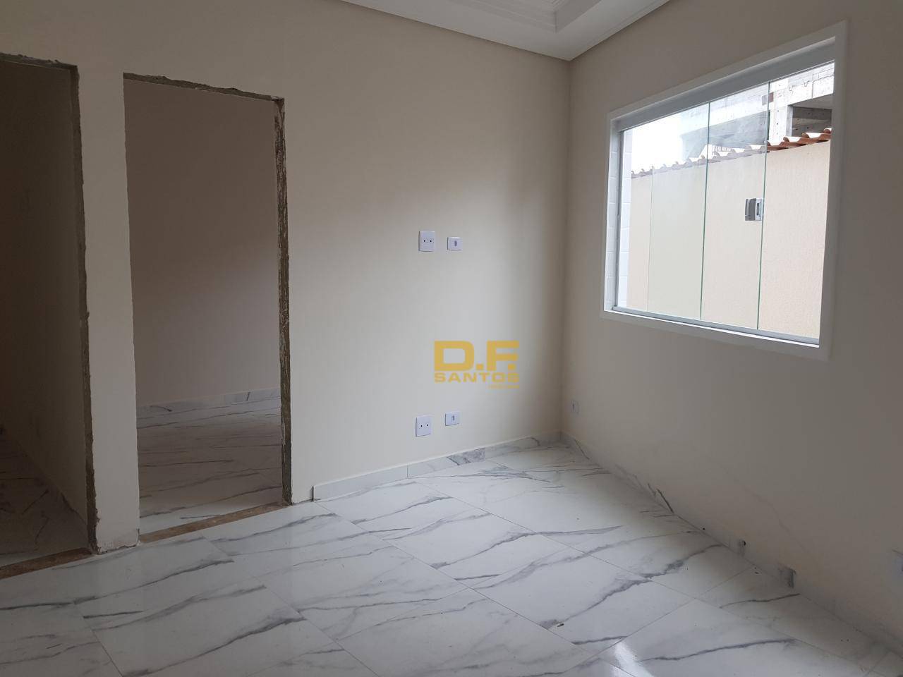 Casa à venda com 2 quartos, 43m² - Foto 3