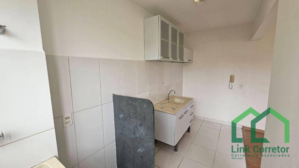 Apartamento à venda com 2 quartos, 43m² - Foto 14