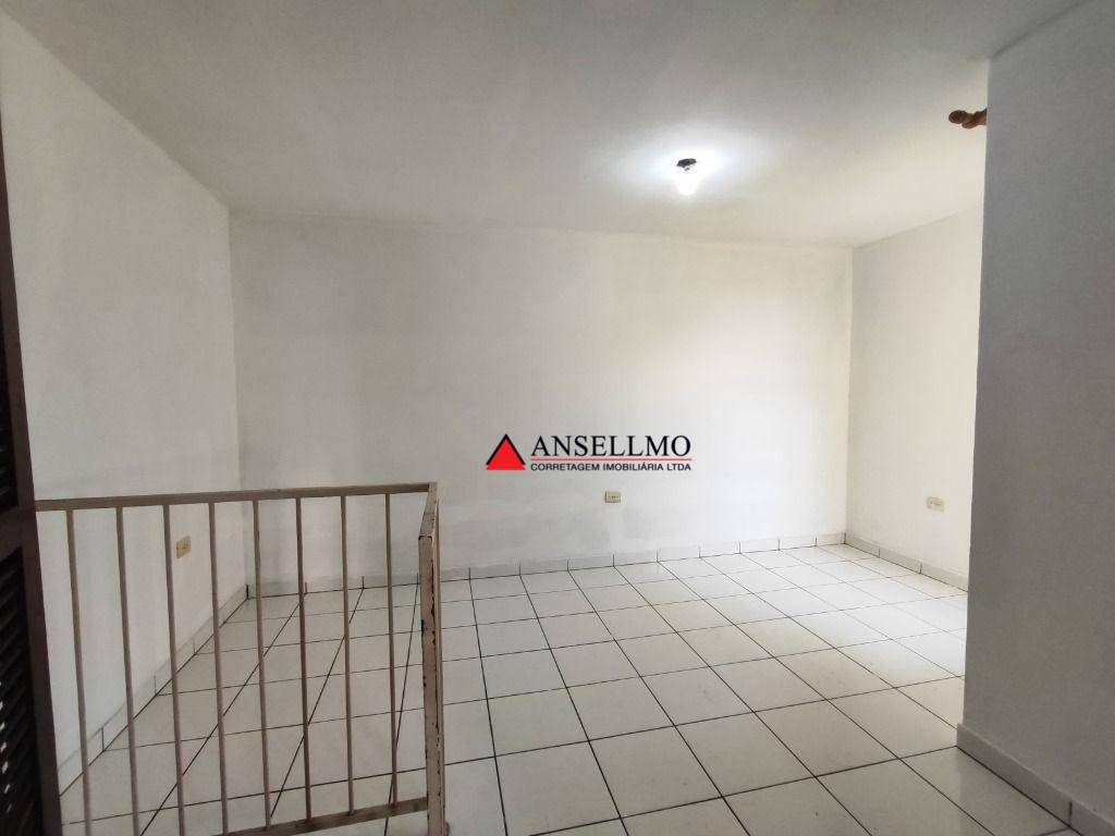 Sobrado à venda e aluguel com 3 quartos, 150m² - Foto 25