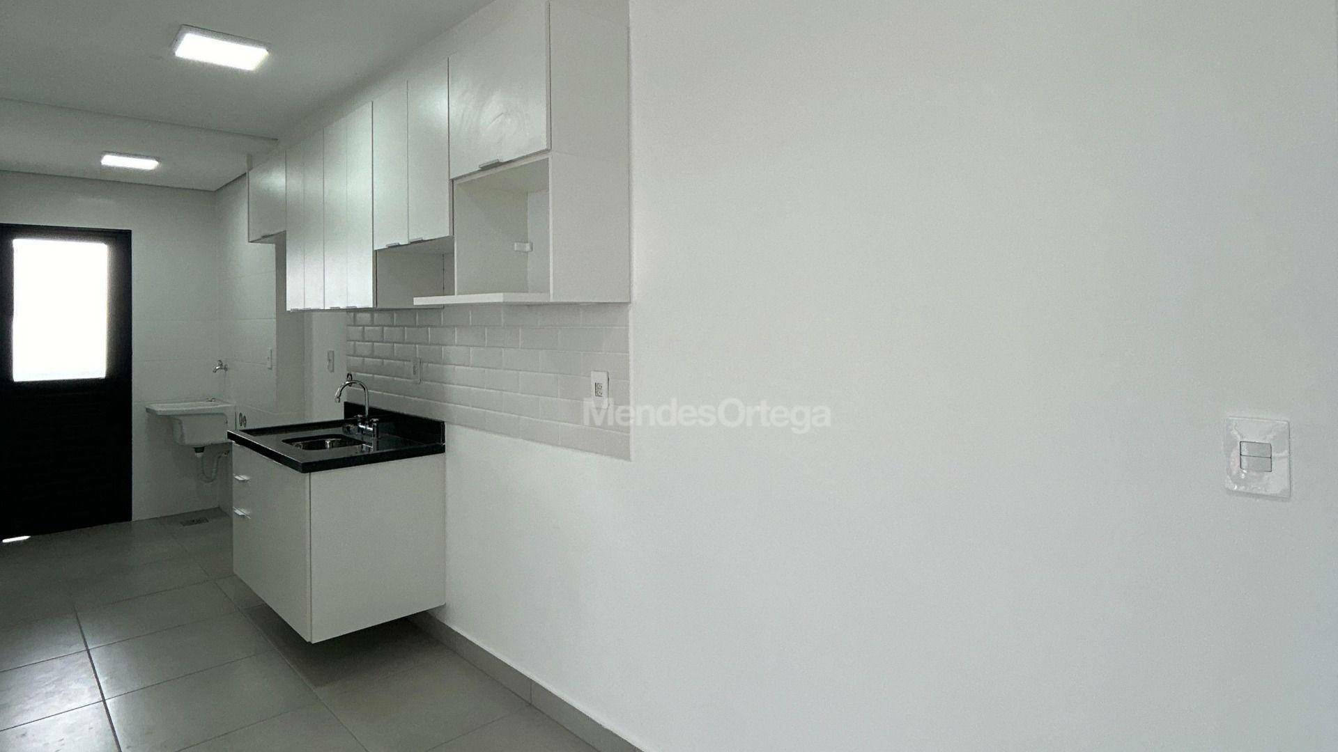 Apartamento para alugar com 2 quartos, 76m² - Foto 6