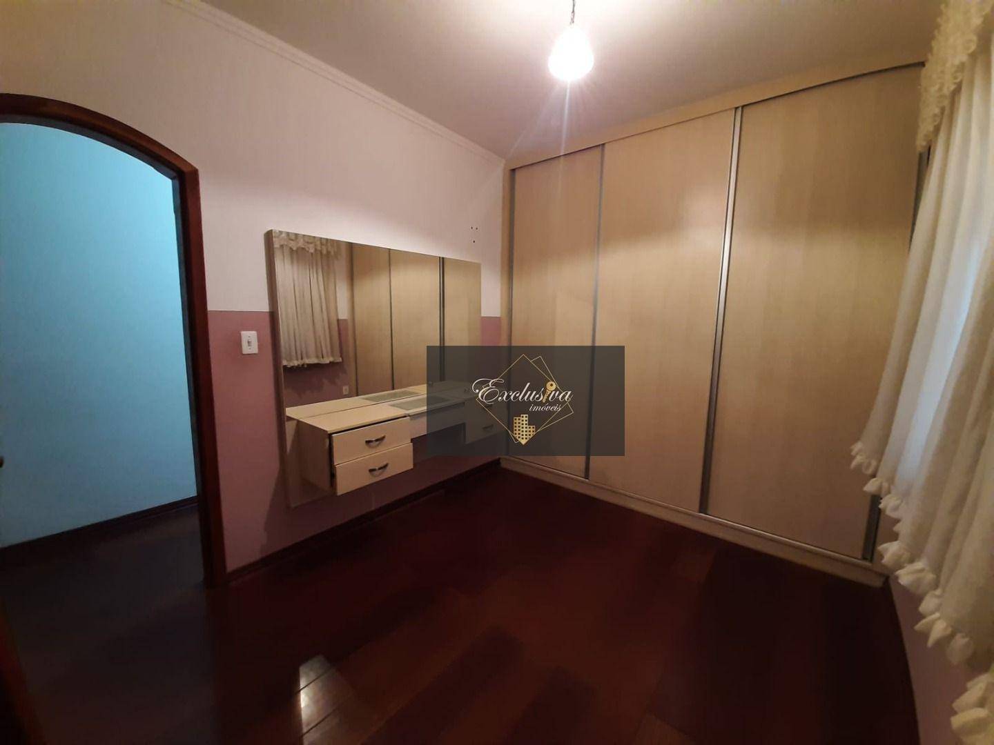 Casa, 3 quartos, 244 m² - Foto 17