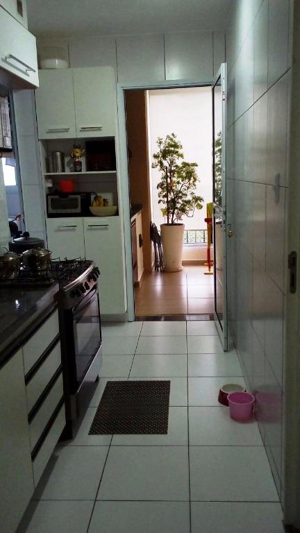 Apartamento à venda com 3 quartos, 100m² - Foto 21