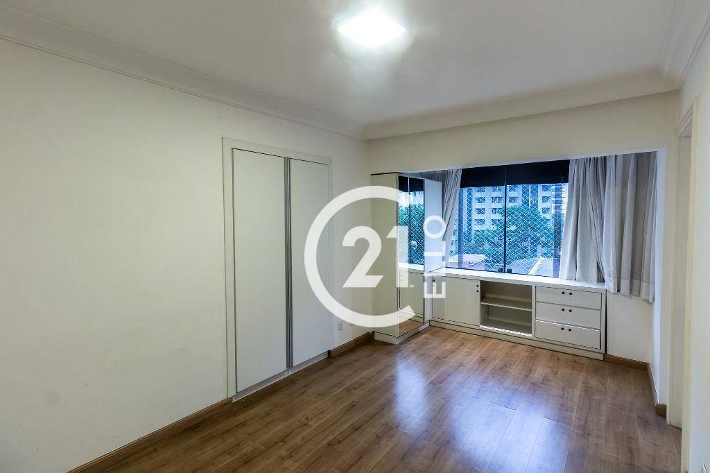 Apartamento para alugar com 3 quartos, 184m² - Foto 26