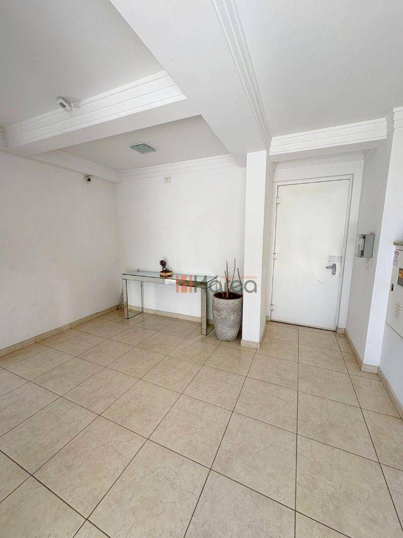 Cobertura à venda com 4 quartos, 200m² - Foto 32