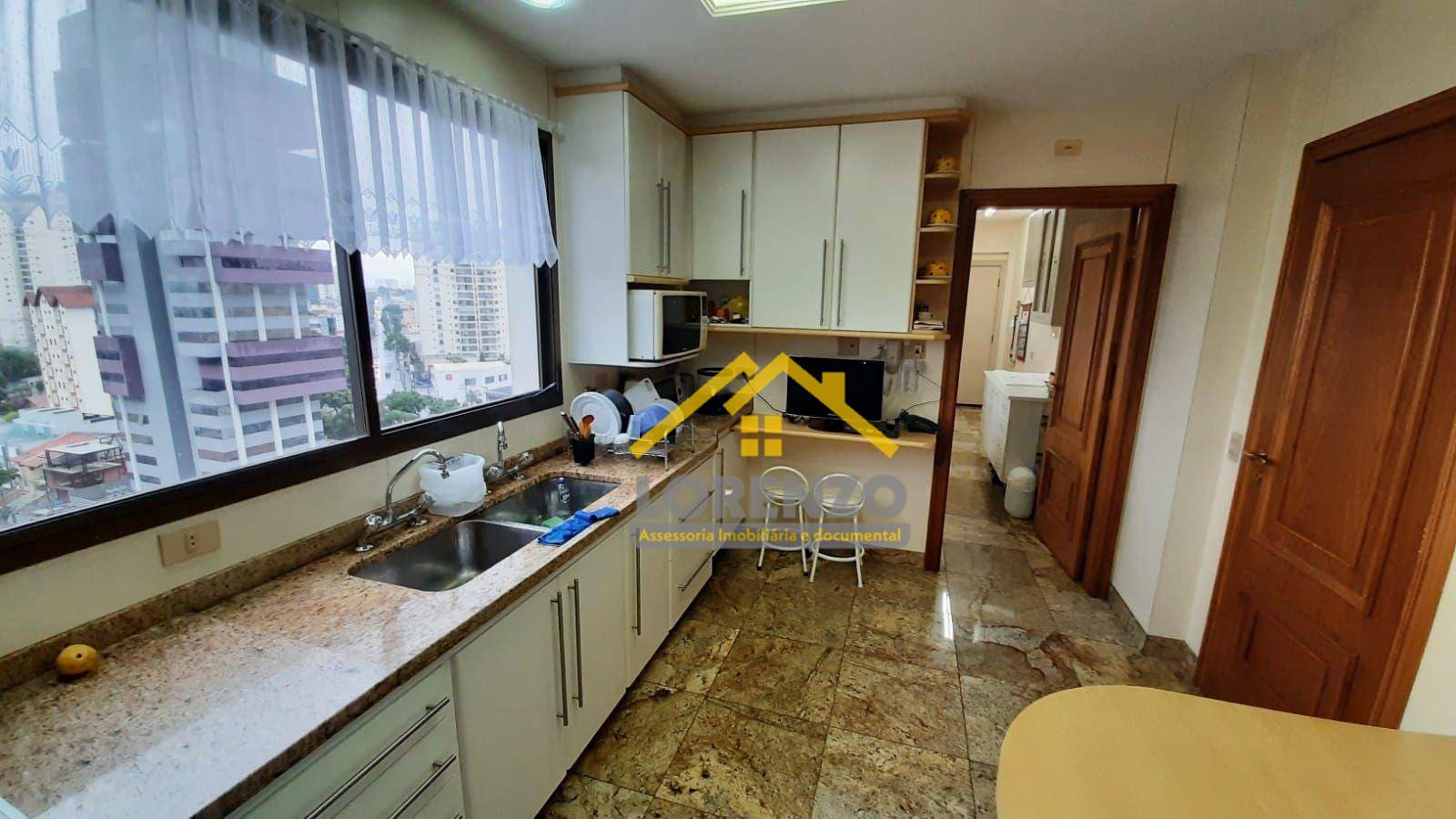 Apartamento à venda com 4 quartos, 189m² - Foto 6